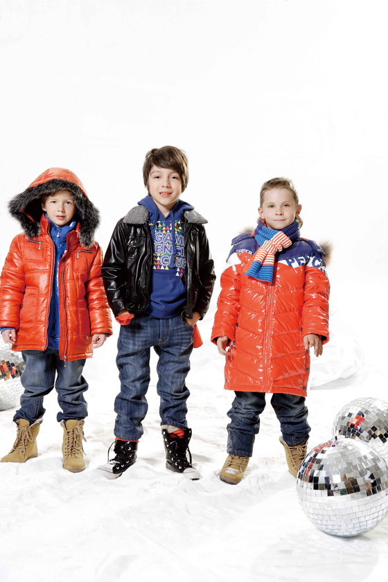 �U�P�㘷���r�ж���ͯ�b