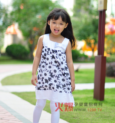 С�܌����Đۡ����r��С�~ͯ�b