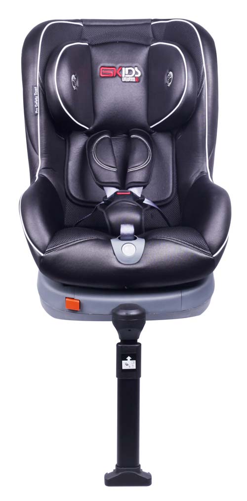 環球娃娃全球星安全座椅黑色正面