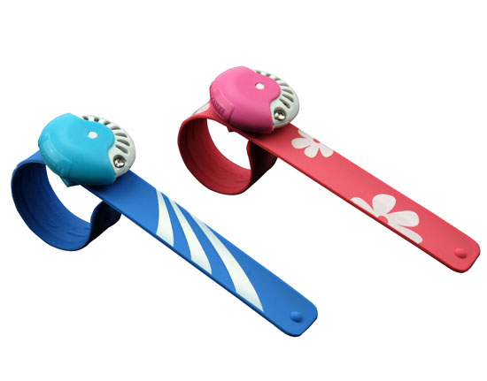 BUGOUT卡通啪啪圈驅蚊手環