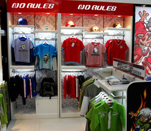 諾路斯店面展示