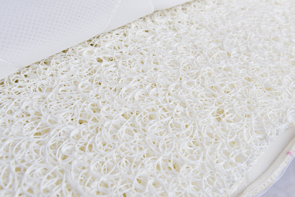 芬可嬰童床墊 海綿寶寶圖案 材質細節