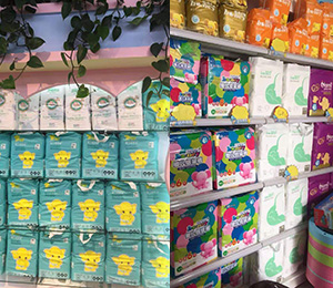 媽咪艾無憂紙尿褲終端展示