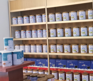 慧滋奶粉產(chǎn)品陳列圖5