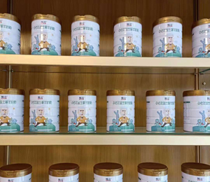慧滋奶粉產(chǎn)品陳列圖8