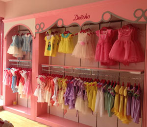 笛莎童裝店面展示(五)
