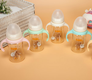 CUBI嬰兒奶瓶