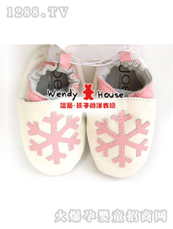 �ص�С�݋냺ѩ��Ь