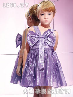 ��������ɫ���FŮͯȹ