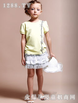 �����ܜ\ɫ�ɐ�Ůͯ����