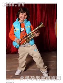 �����{(l��n)ɫ��q�R��