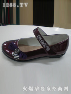 ��؈֮���tɫ�����YŮͯƤЬ