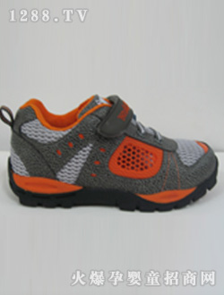 ��؈֮����ɫ�W��ͯЬ