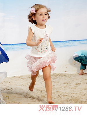 ���r(sh��)��ͯȹ��ɫ