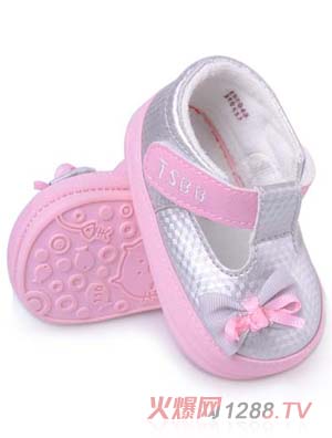 ��ʹ֮�����PU�׃��W��Ь��ɫ