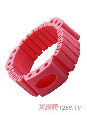 BUGOUT�w������֭h��ɫ