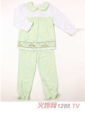 ����Ů���������·���ɫ